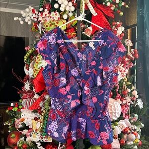 New Sofia Vergara Top